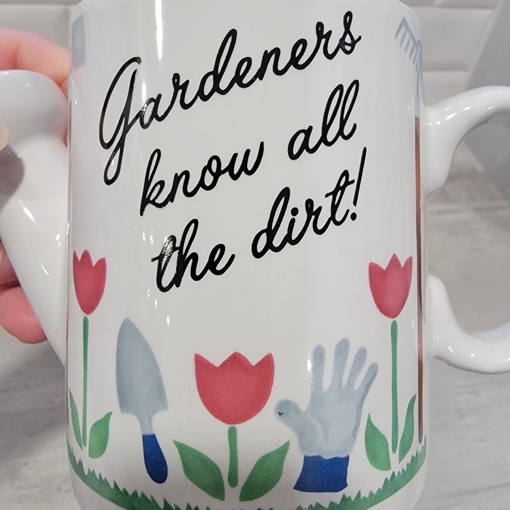 Vintage Watering Can Shaped Coffee Mug White Ceramic Tulips Gardening Cup - Picture 9 of 17